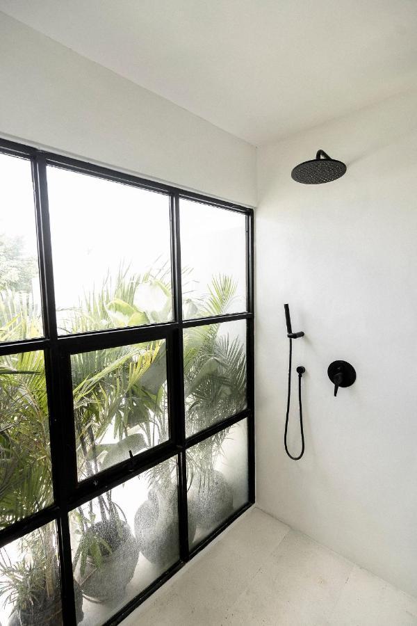 Villa M Canggu Экстерьер фото